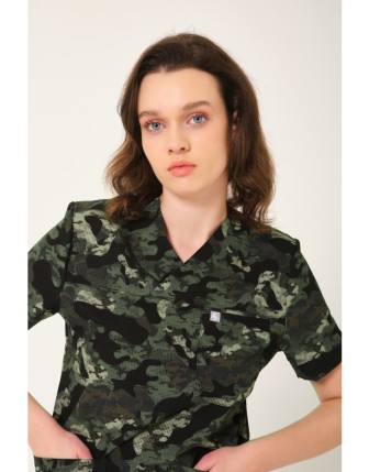 Pratik Medikal Likralı Scrubs Zarf Yaka Üniforma Tek Üst - Kamuflaj