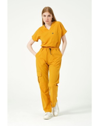Pratik Medikal Likralı Scrubs Kargo Cep Doktor Hemşire Forması Yarasa Kol Takım Unisex - Hardal